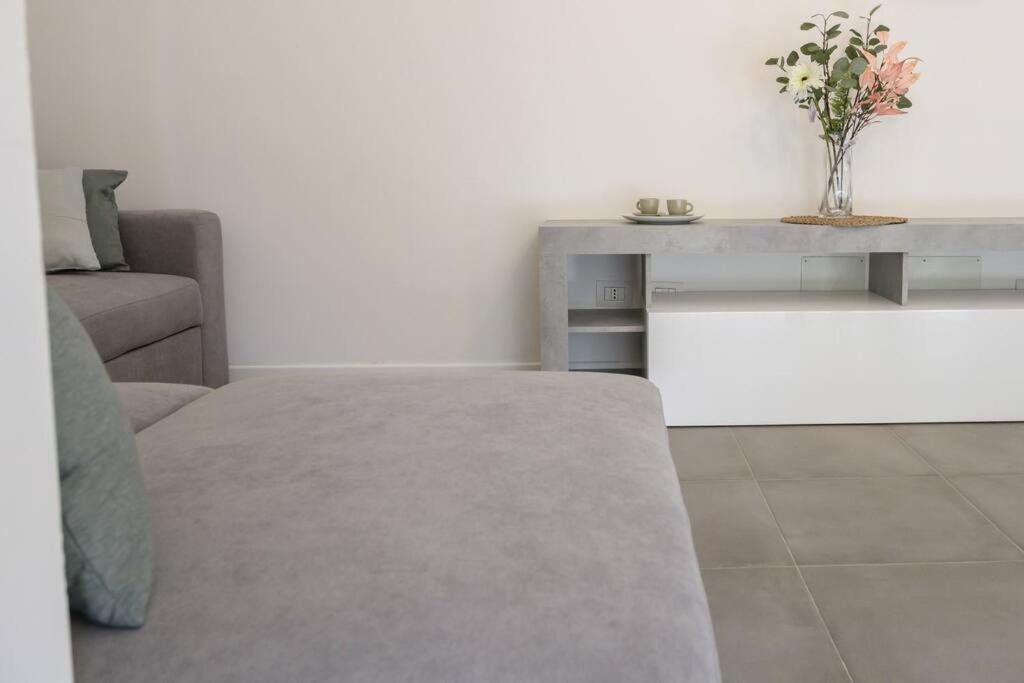 Laura Sweet Home Con Piscina Rome Bagian luar foto