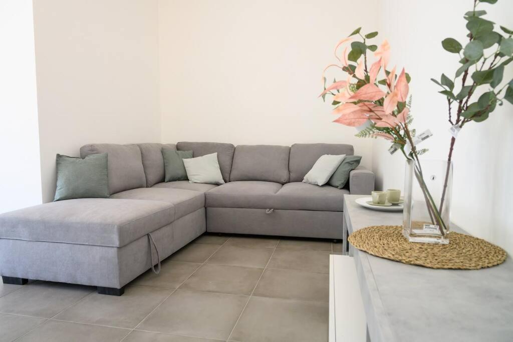 Laura Sweet Home Con Piscina Rome Bagian luar foto