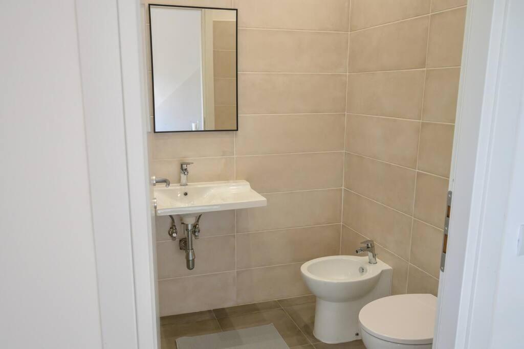 Laura Sweet Home Con Piscina Rome Bagian luar foto