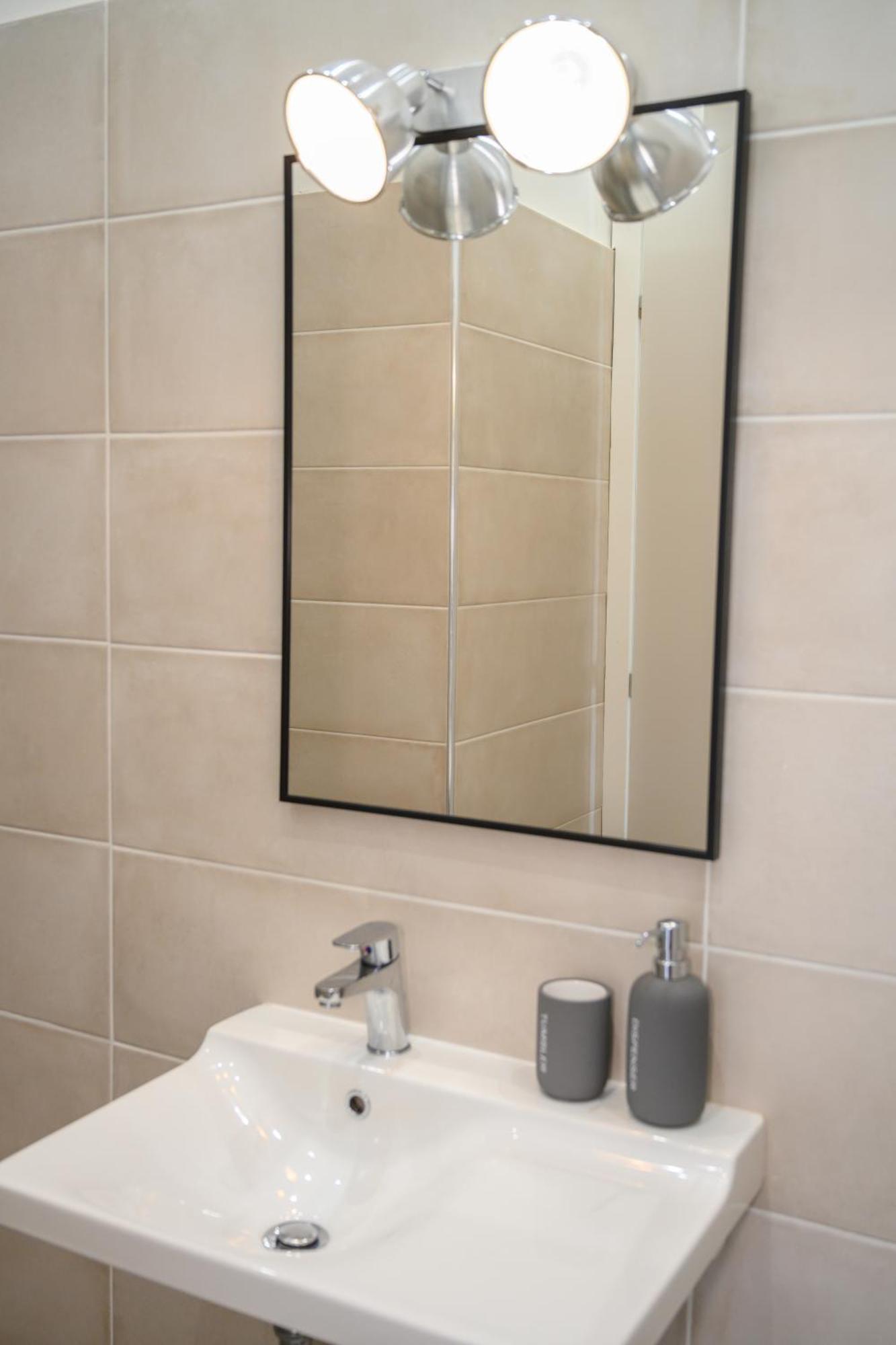 Laura Sweet Home Con Piscina Rome Bagian luar foto